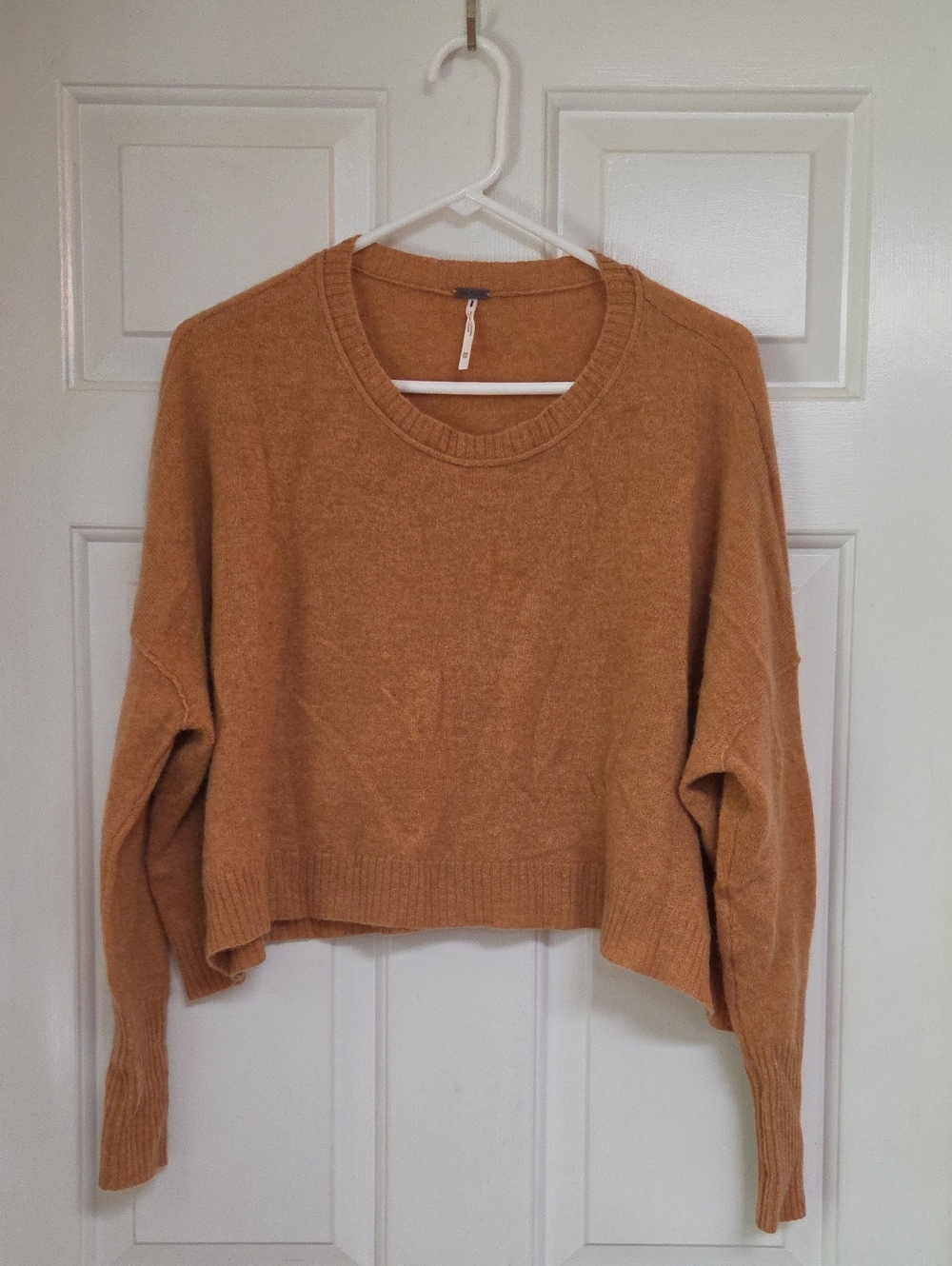 Free People Camel Cropped Crewneck Sweater 100% Cashmere